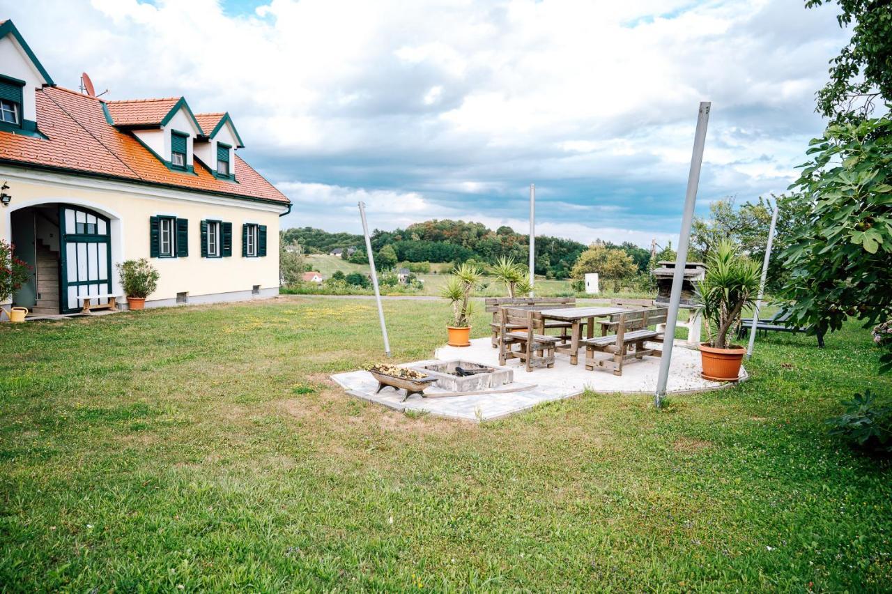 Landhaus Dasthomas Henndorf im Burgenland 외부 사진